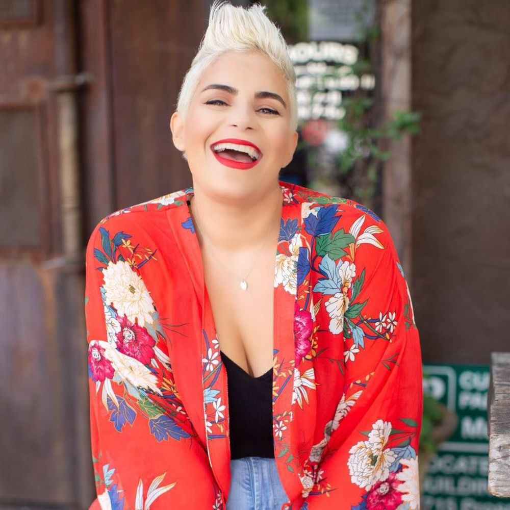 Meet your Posher, Monique